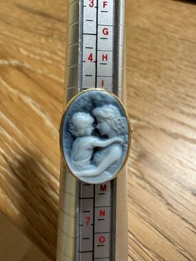 Vintage Mother & Child blue agate cameo ring 14kt yellow gold Italy size 5.25
